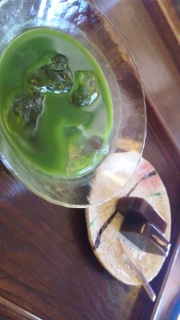 ���y�s�E�r�i���z